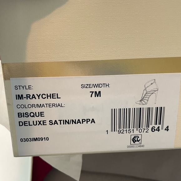 Like New! Imagine by Vince Camuto Blush Crystal Heels - Picture 8 of 9